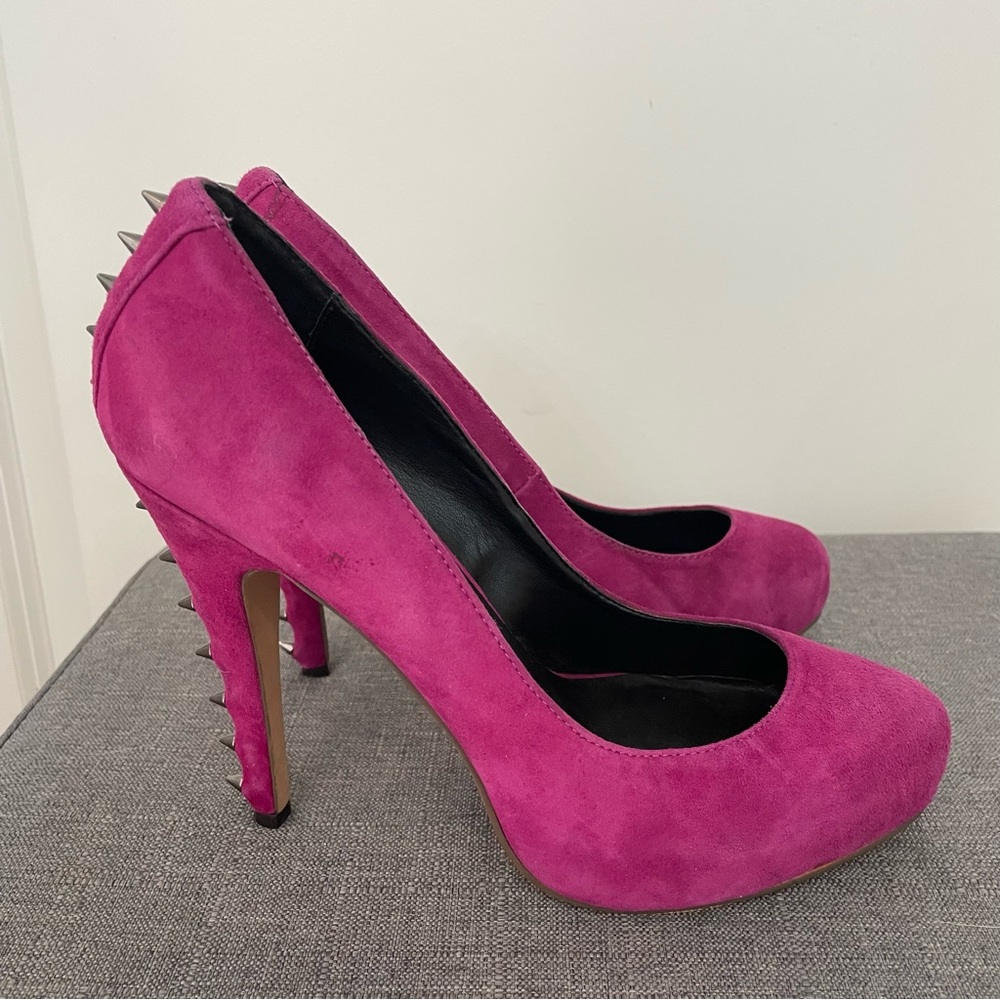 DOLCE VITA Magenta Majesty Suede Spiked Heels - Size 8.5